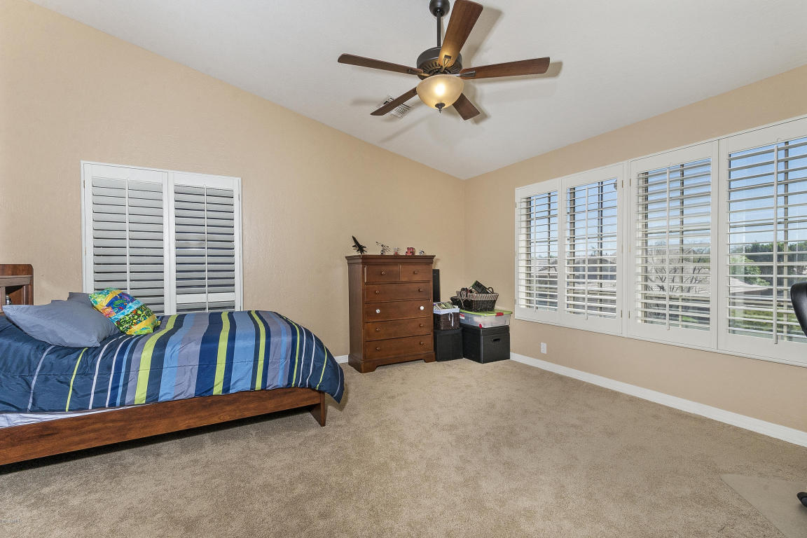4016 E Lariat Ln, Phoenix, AZ 85050 photo 9