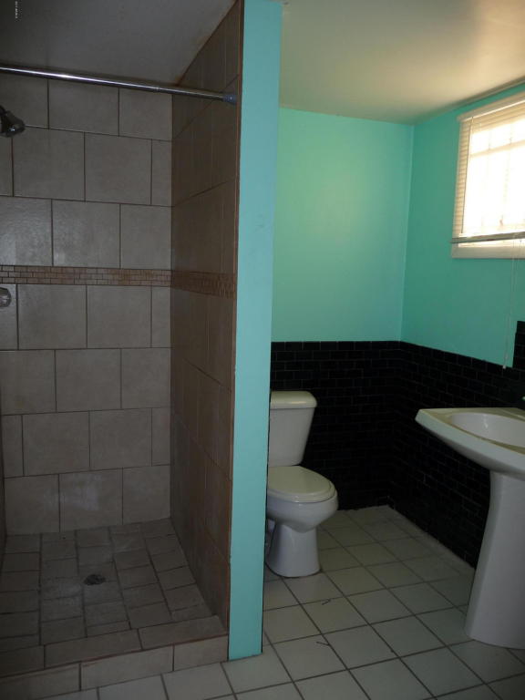 4402 E Saint Catherine Ave, Phoenix, AZ 85042 photo 8