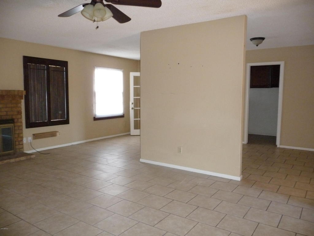 4402 E Saint Catherine Ave, Phoenix, AZ 85042 photo 3