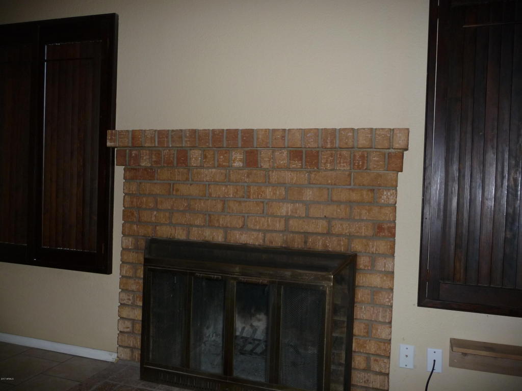 4402 E Saint Catherine Ave, Phoenix, AZ 85042 photo 5