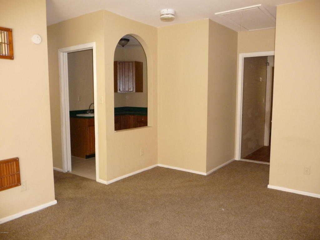 4402 E Saint Catherine Ave, Phoenix, AZ 85042 photo 9