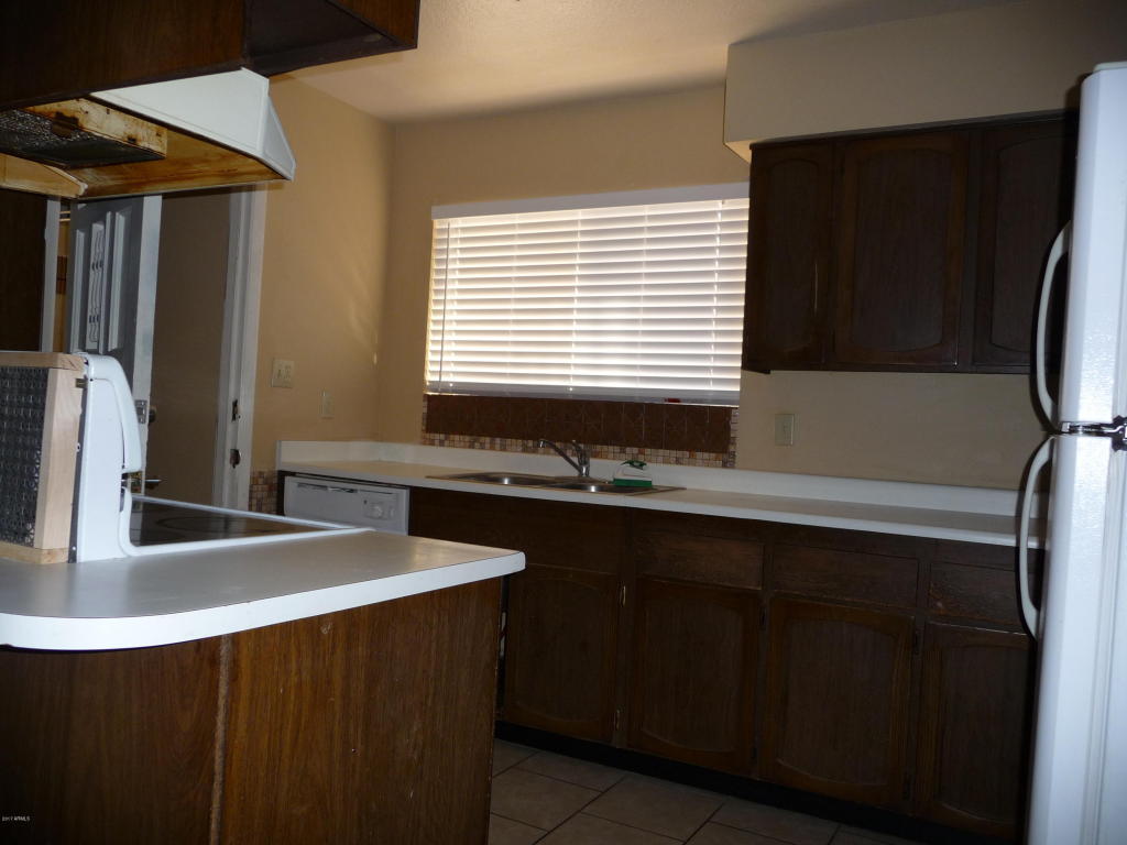 4402 E Saint Catherine Ave, Phoenix, AZ 85042 photo 6