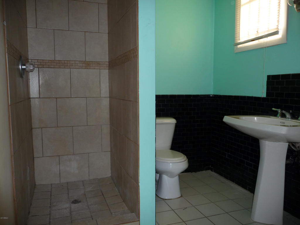 4402 E Saint Catherine Ave, Phoenix, AZ 85042 photo 7