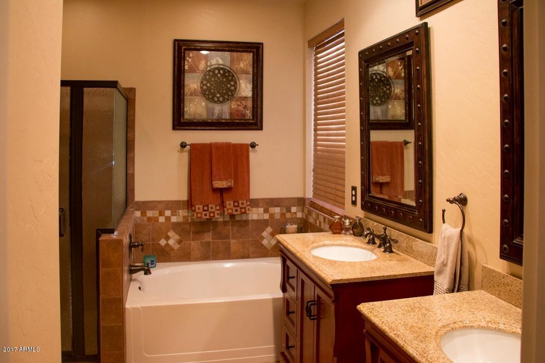 1130 E Potter Dr, Phoenix, AZ 85024 photo 8