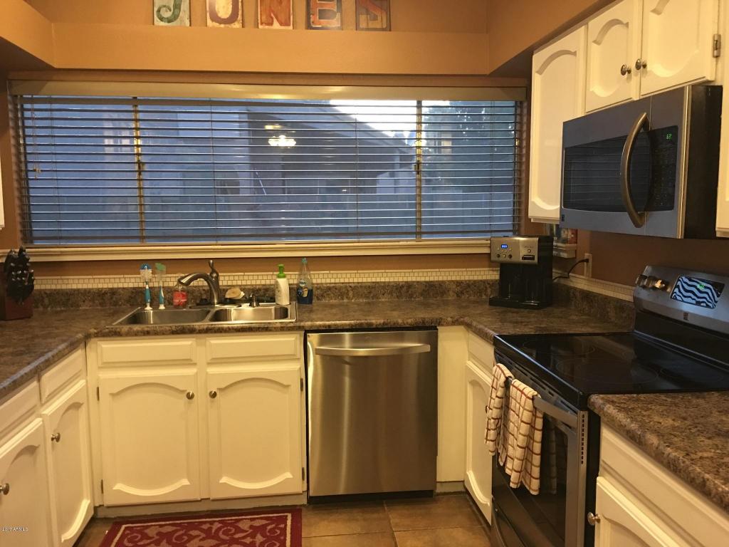 1424 E Le Marche Ave, Phoenix, AZ 85022 photo 4