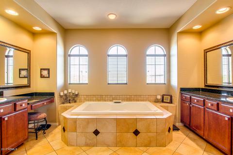 3761 E Donald Dr, Phoenix, AZ 85050 photo 22