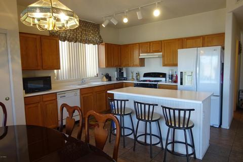 571 S Peppertree Dr, Gilbert, AZ 85296 photo 11