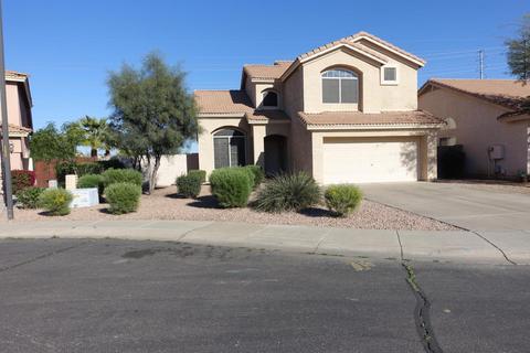 571 S Peppertree Dr, Gilbert, AZ 85296 photo 1