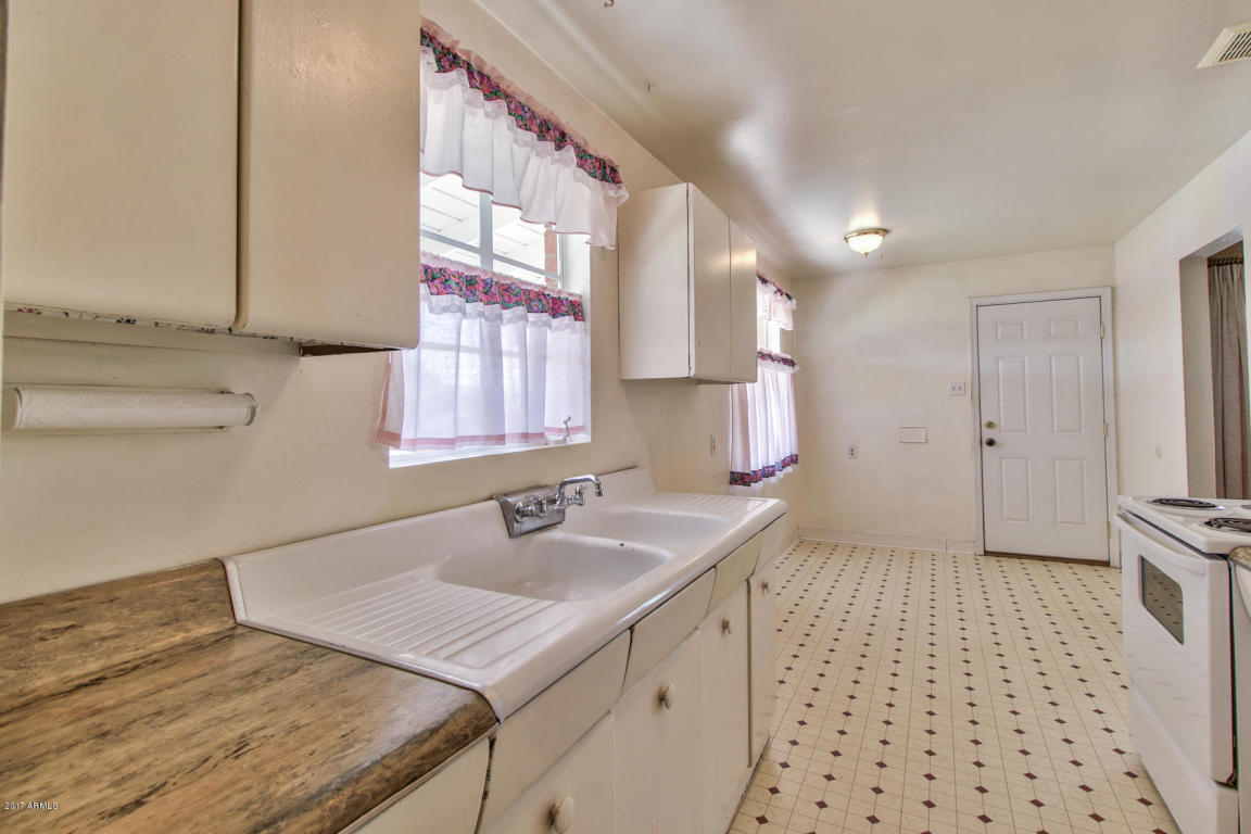 4720 E Taylor St, Phoenix, AZ 85008 photo 8