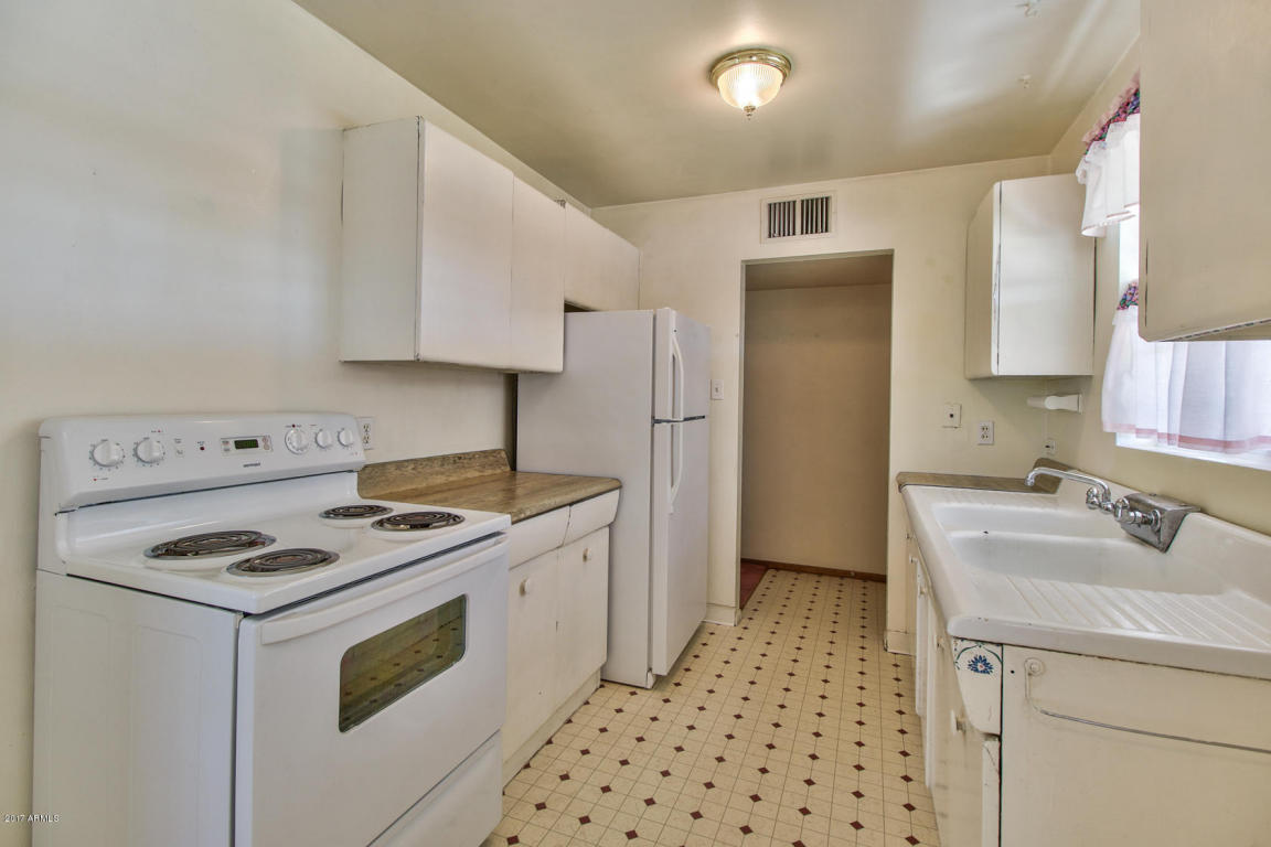 4720 E Taylor St, Phoenix, AZ 85008 photo 2