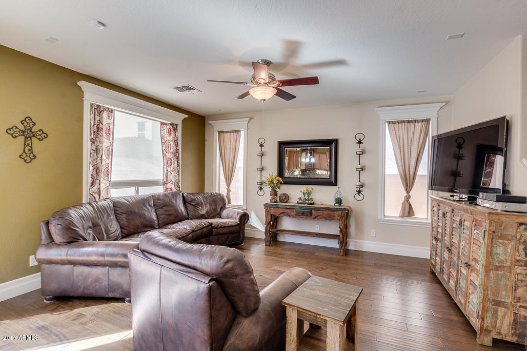 4209 E Vest Ave, Gilbert, AZ 85295 photo 2