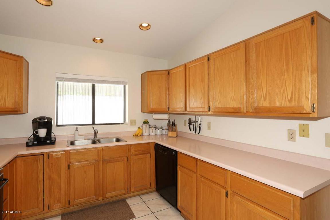 502 W Fellars Dr, Phoenix, AZ 85023 photo 8