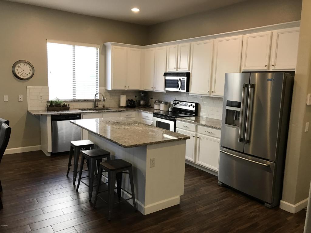 2977 E Clifton Ave, Gilbert, AZ 85295 photo 2