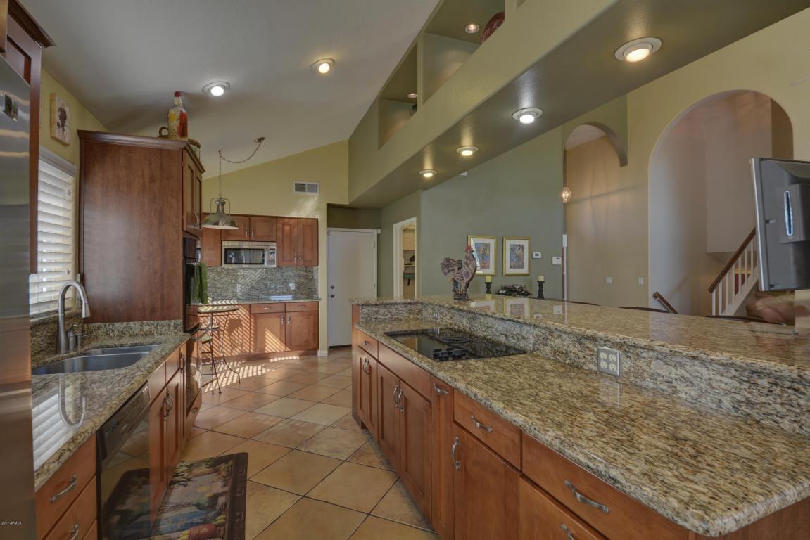 4523 E Michelle Dr, Phoenix, AZ 85032 photo 13