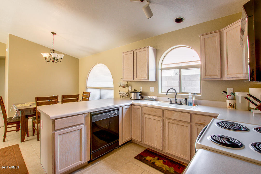 637 E Kyle Dr, Gilbert, AZ 85296 photo 15