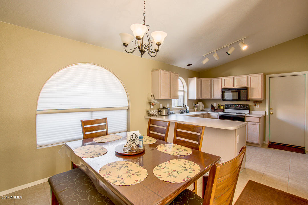637 E Kyle Dr, Gilbert, AZ 85296 photo 11