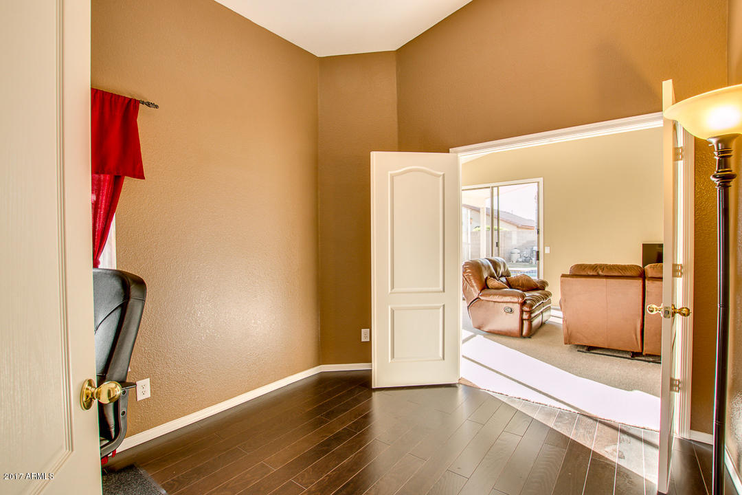 637 E Kyle Dr, Gilbert, AZ 85296 photo 10