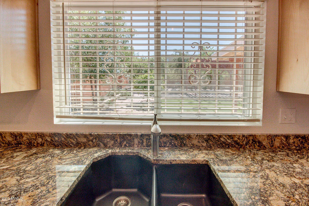 4029 E Hidalgo Ave, Phoenix, AZ 85040 photo 17