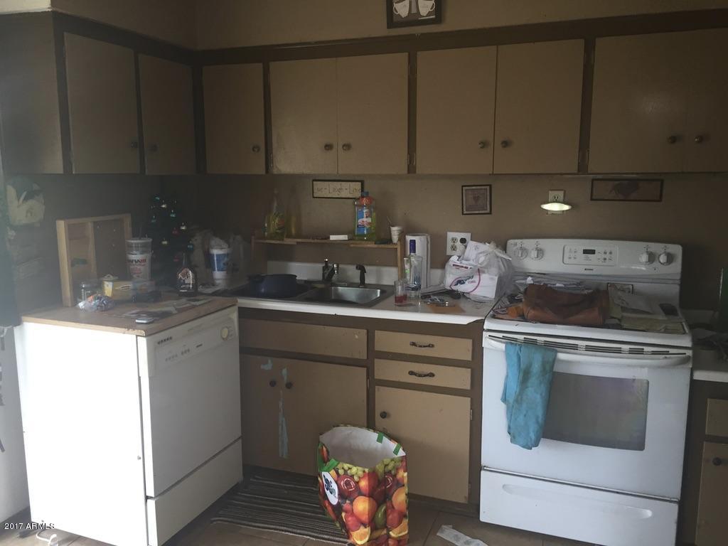 7634 W Mitchell Dr, Phoenix, AZ 85033 photo 6