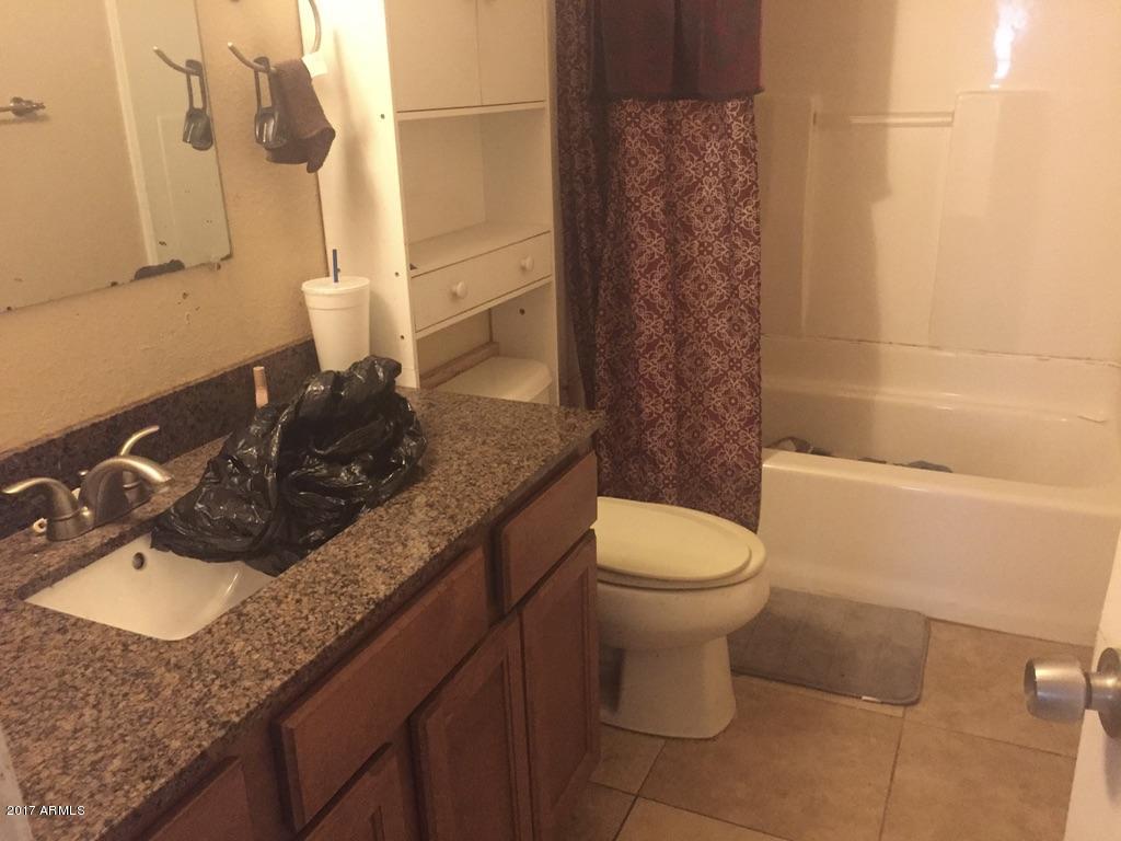 7634 W Mitchell Dr, Phoenix, AZ 85033 photo 5