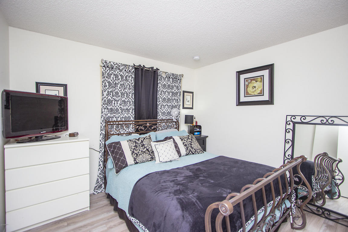 4033 E Janice Way, Phoenix, AZ 85032 photo 10