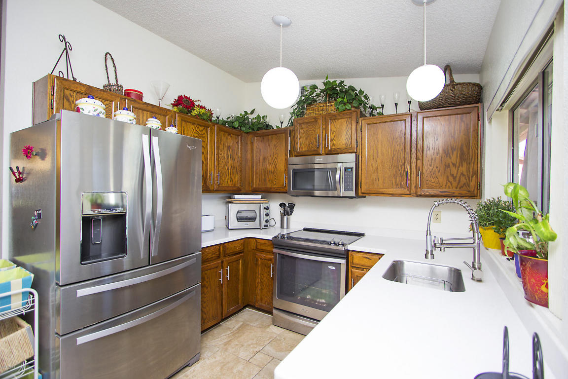 4033 E Janice Way, Phoenix, AZ 85032 photo 5