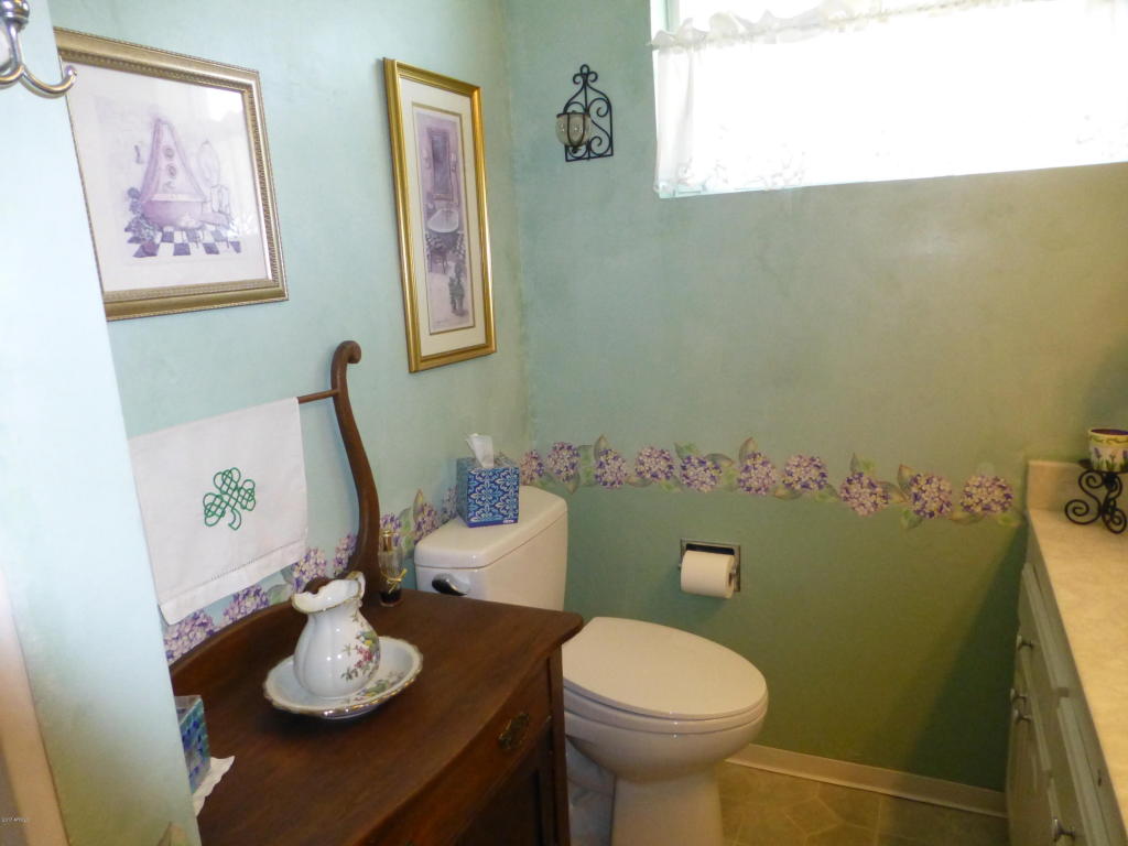 922 E Rovey Ave, Phoenix, AZ 85014 photo 5