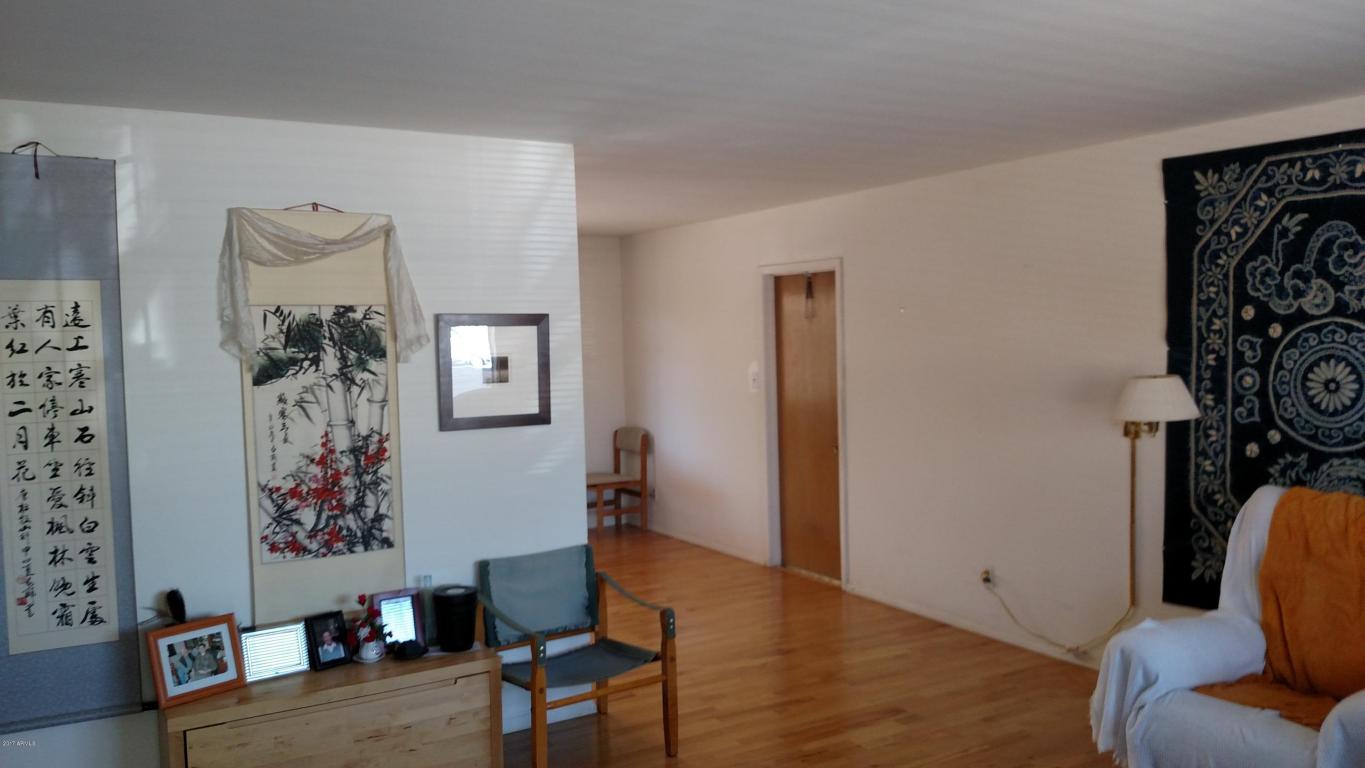 547 E Pebble Beach Dr, Tempe, AZ 85282 photo 4