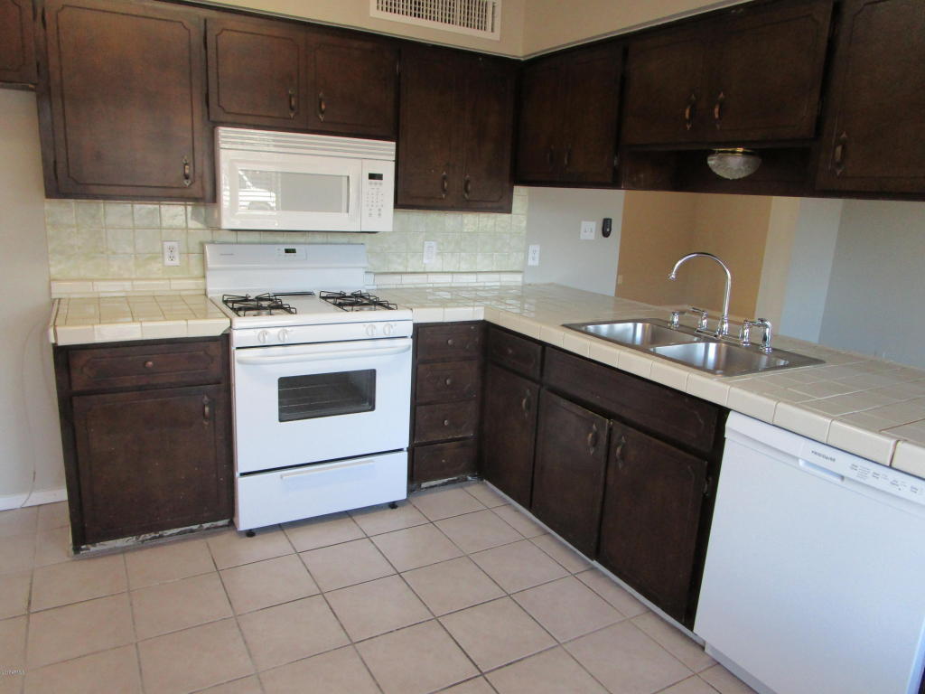 2031 W Aster Dr, Phoenix, AZ 85029 photo 6
