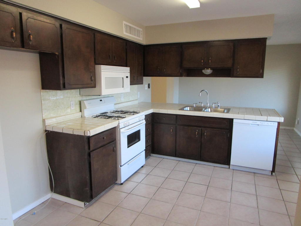 2031 W Aster Dr, Phoenix, AZ 85029 photo 5
