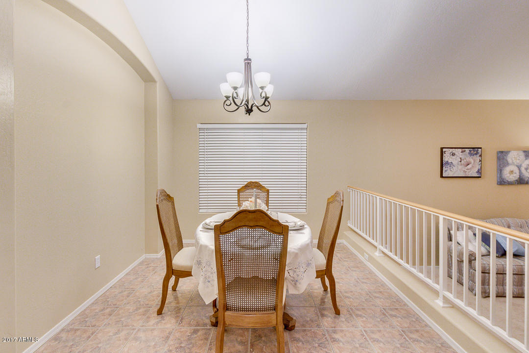 1279 S Vine Ct, Gilbert, AZ 85233 photo 9