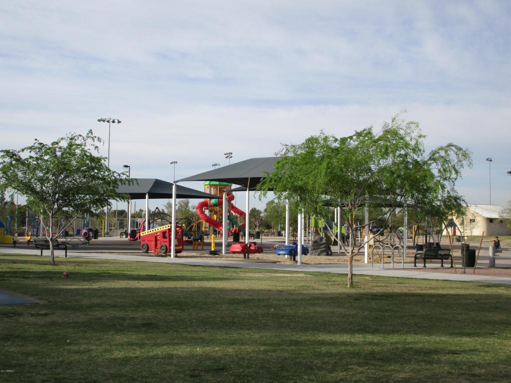 731 E Cornell Dr, Tempe, AZ 85283 photo 26
