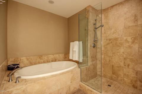 2211 E Camelback Rd #208, Phoenix, AZ 85016 photo 50