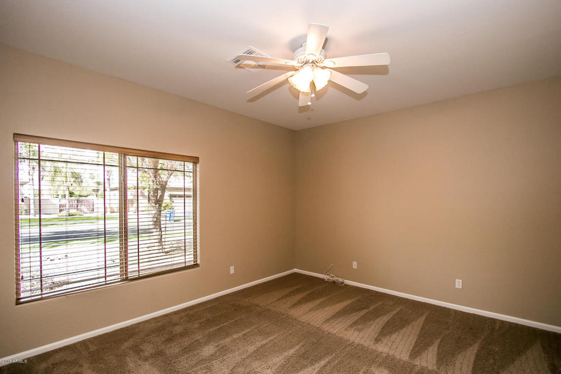 3385 E Vaughn Ave, Gilbert, AZ 85234 photo 18