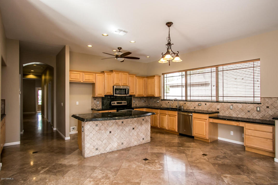 3385 E Vaughn Ave, Gilbert, AZ 85234 photo 3