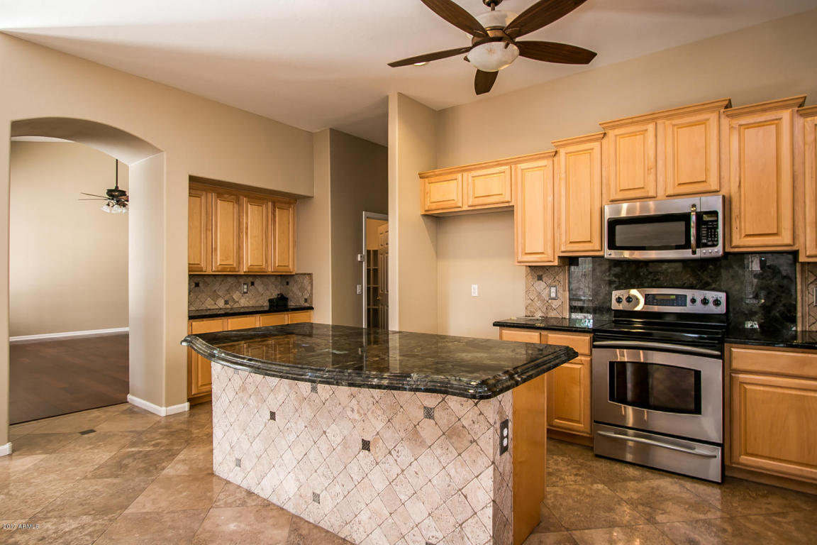 3385 E Vaughn Ave, Gilbert, AZ 85234 photo 7