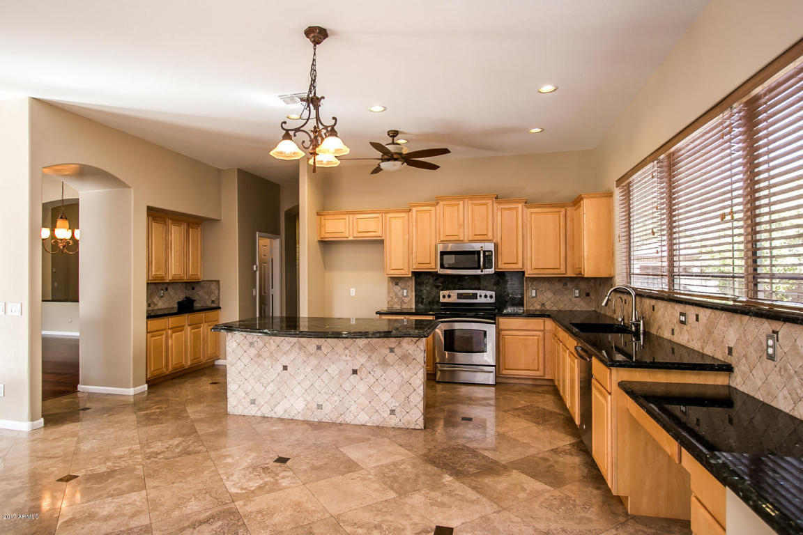 3385 E Vaughn Ave, Gilbert, AZ 85234 photo 4
