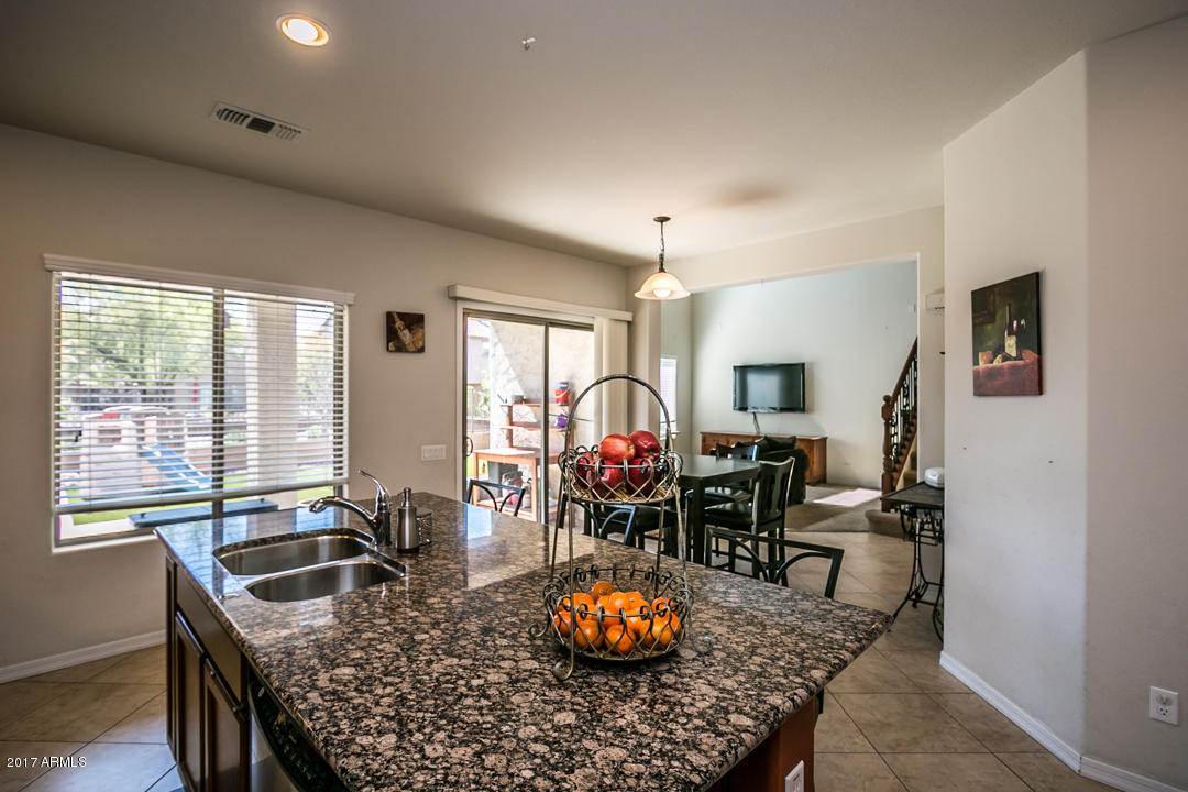 2233 W Davis Rd, Phoenix, AZ 85023 photo 12
