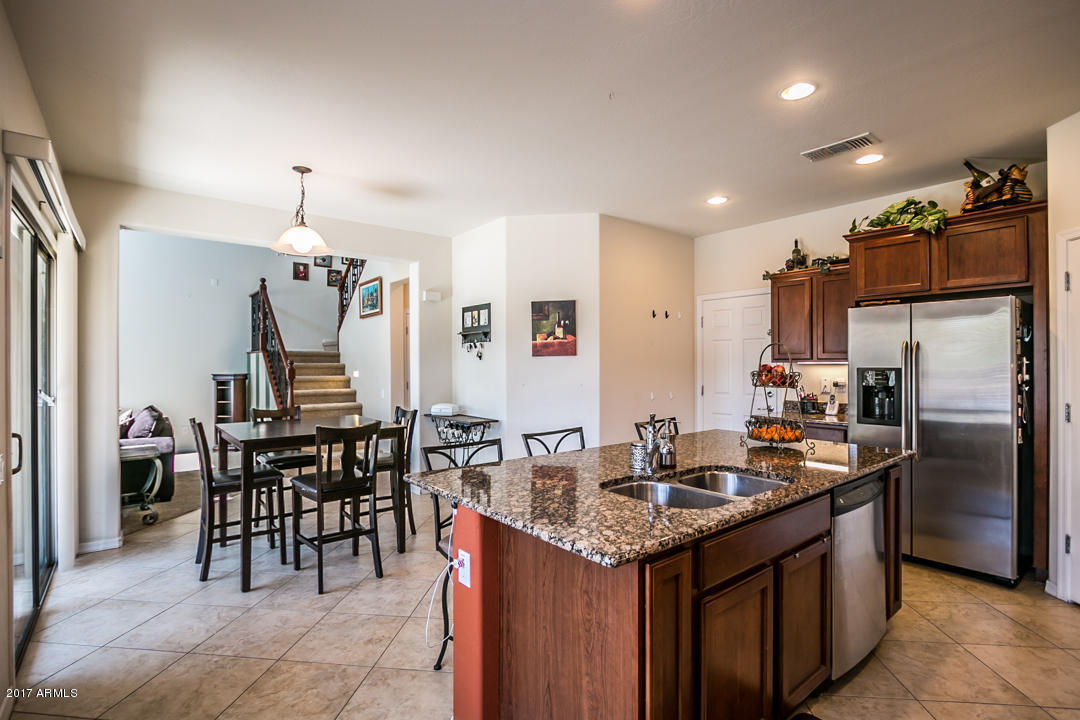 2233 W Davis Rd, Phoenix, AZ 85023 photo 10
