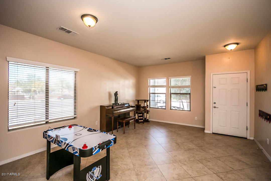 2233 W Davis Rd, Phoenix, AZ 85023 photo 14