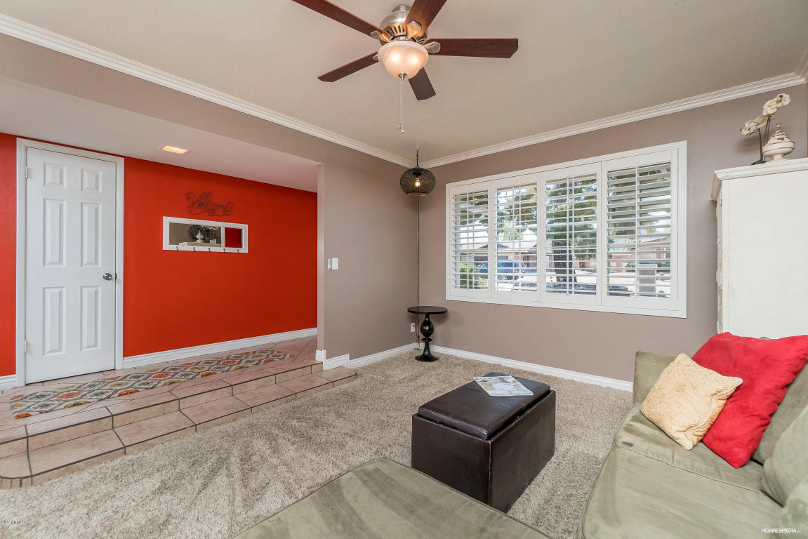 4002 E Hancock Dr, Phoenix, AZ 85028 photo 2