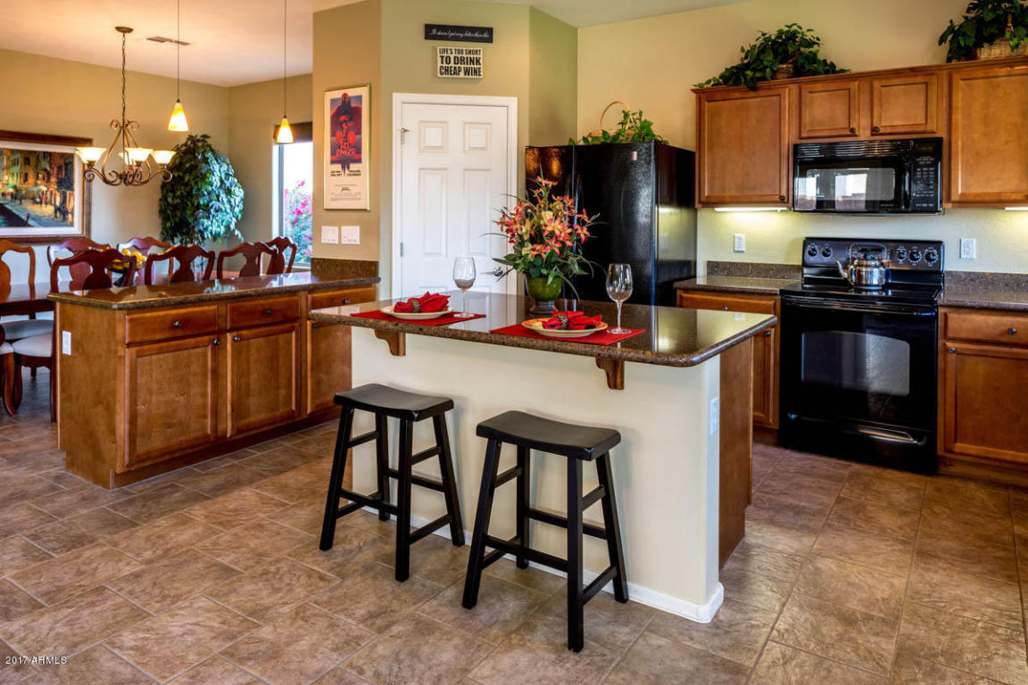 3736 E Vallejo Dr, Gilbert, AZ 85298 photo 2