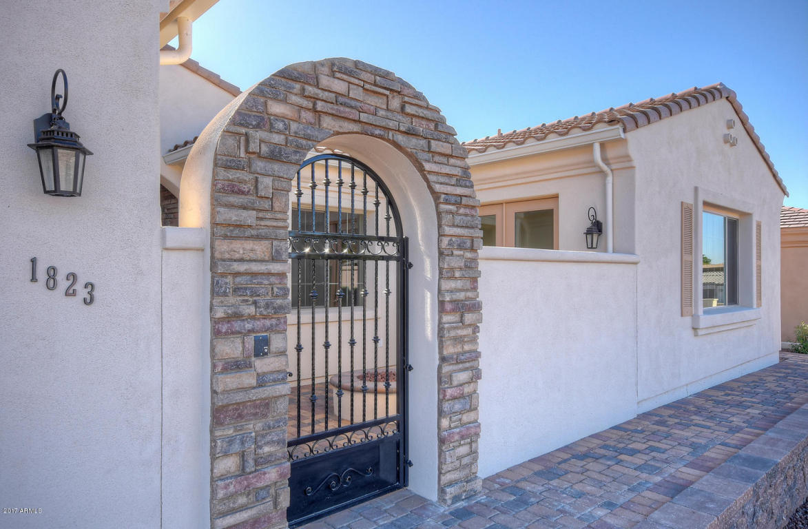 1823 E Palmaire Ave, Phoenix, AZ 85020 photo 2