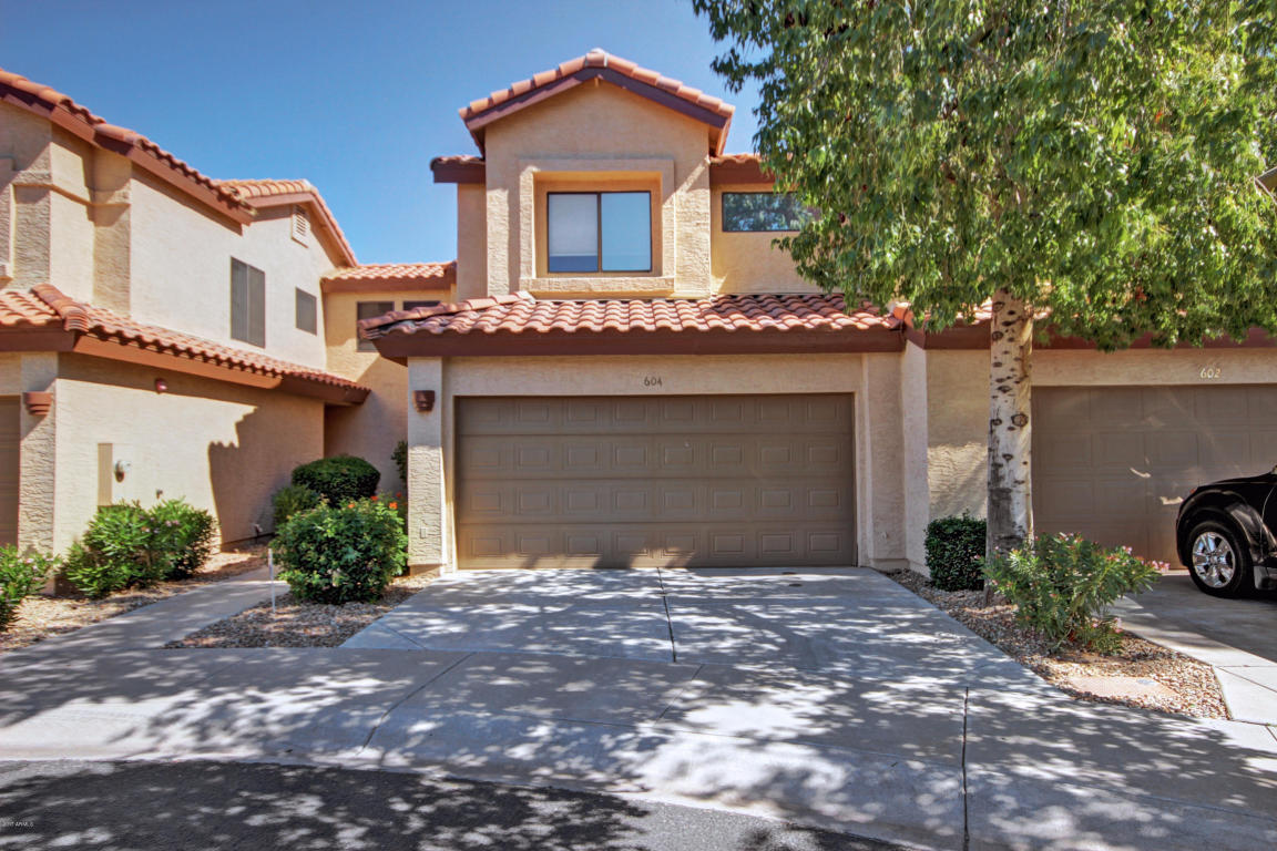 604 S Crows Nest Dr, Gilbert, AZ 85233 photo 1