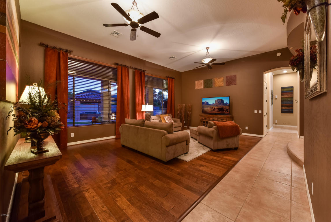 3129 E Cedar Dr, Chandler, AZ 85249 photo 4