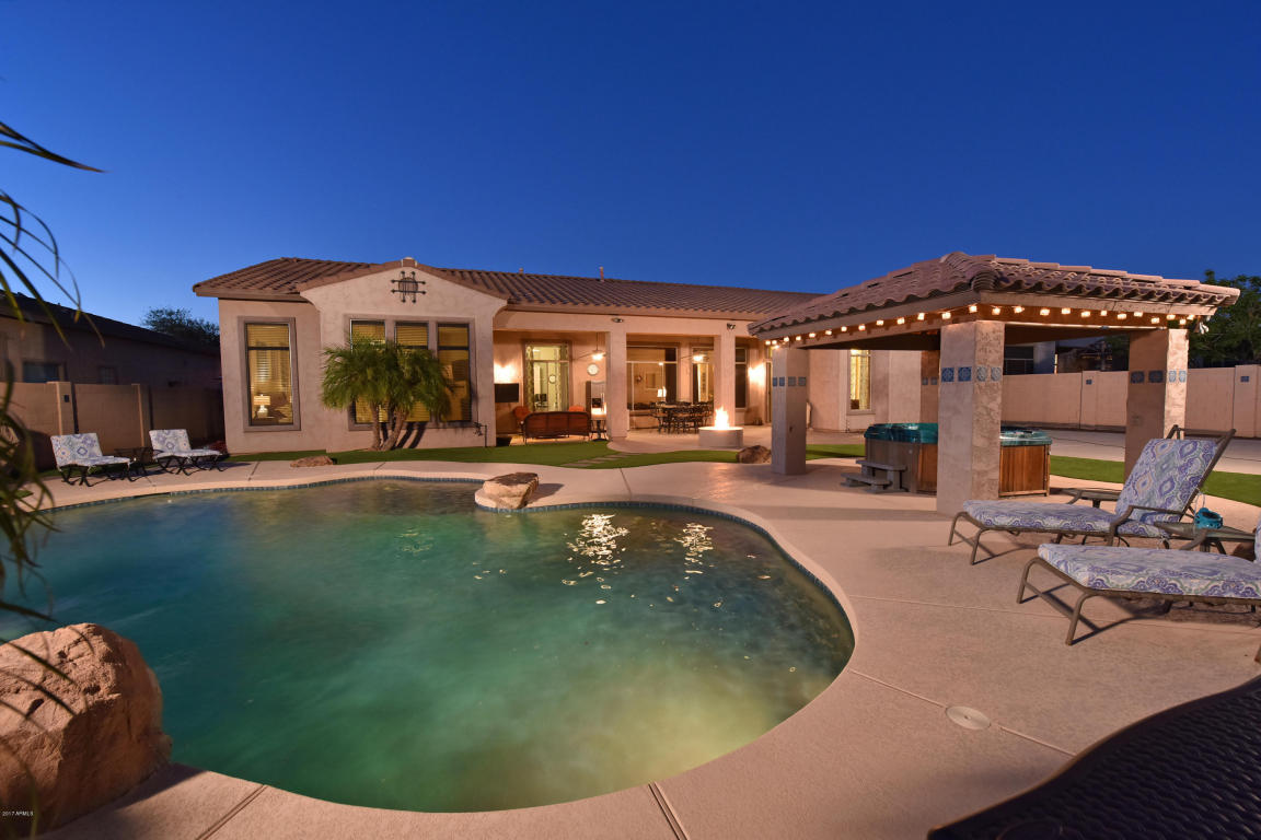 3129 E Cedar Dr, Chandler, AZ 85249 photo 2