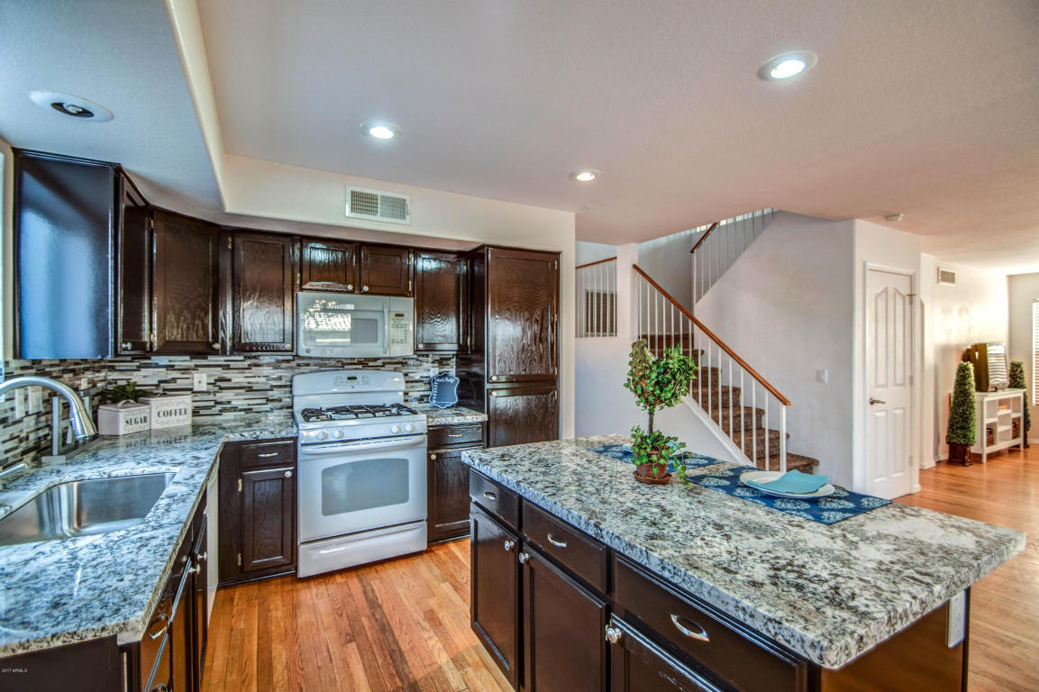 1240 E Sierra Madre Ave, Gilbert, AZ 85296 photo 3