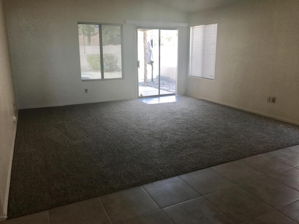 682 S Bahama Dr, Gilbert, AZ 85296 photo 1