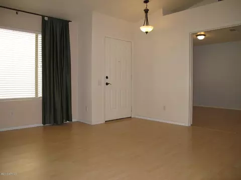 4714 E Silverwood Dr, Phoenix, AZ 85048 photo 2
