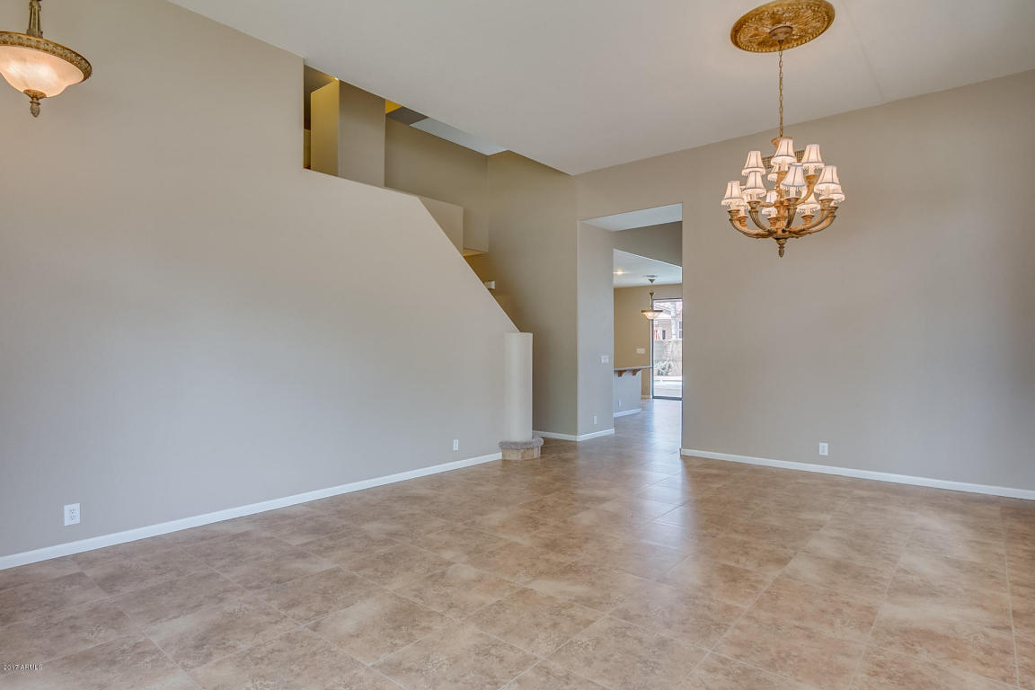 1682 E Bruce Ave, Gilbert, AZ 85234 photo 2